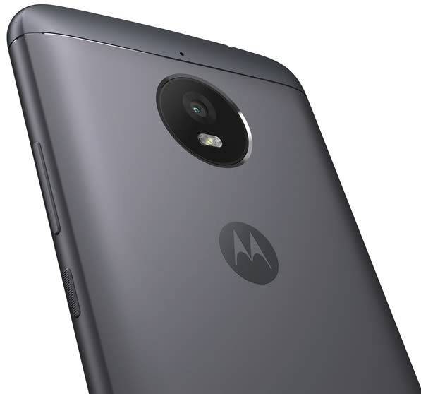 Smartphone Moto E4 Plus tem maior bateria da categoria